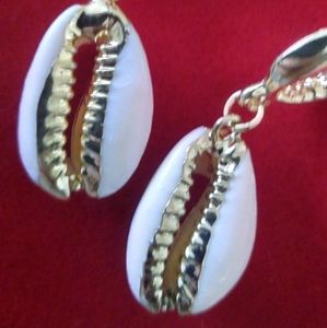 Gold tone Cowry earrings